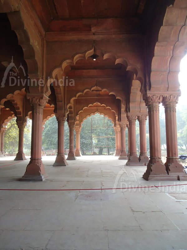 Diwan-i-'Am, The Red Fort