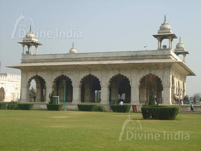 Diwan-i-khas, The Red Fort