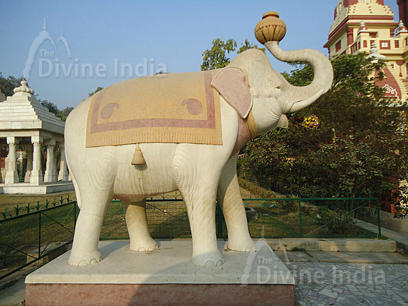 Elephant Sculpture, Birla Mandir