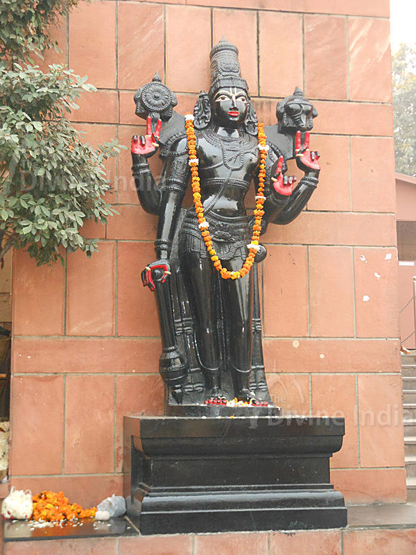 beautiful sculpture at entrance gate of iskcon temple