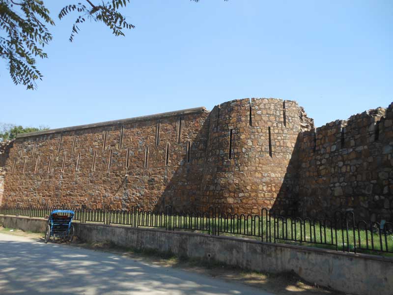 Feroz Shah Kotla Fort Wall out side view