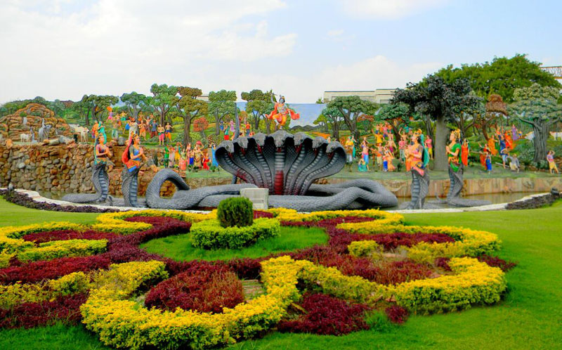 Kaliya Mardan at Prem Mandir