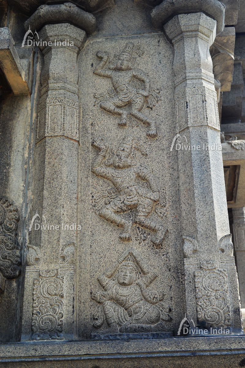 Beautiful wall pillar design