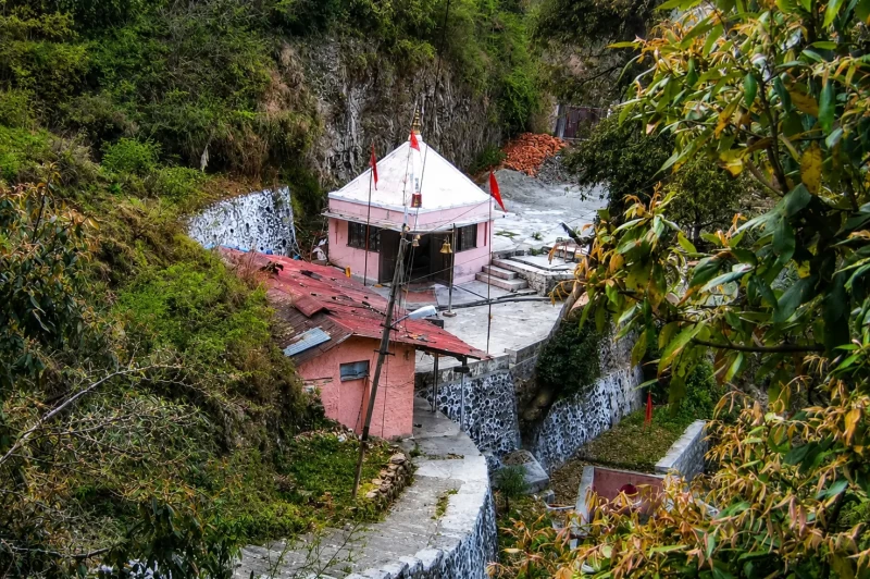 Chinta Haran Mahadev Temple (Chakrata): The Sacred High-Altitude Sanctuary Shrouded by Majestic Deodar Forests