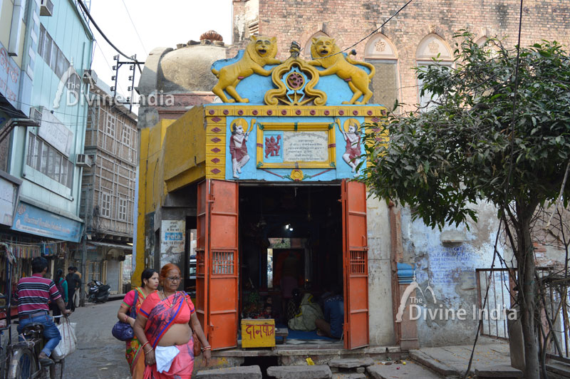 Dakshin Mukhi Hanuman Temple near of Vishram Ghat, Mathura