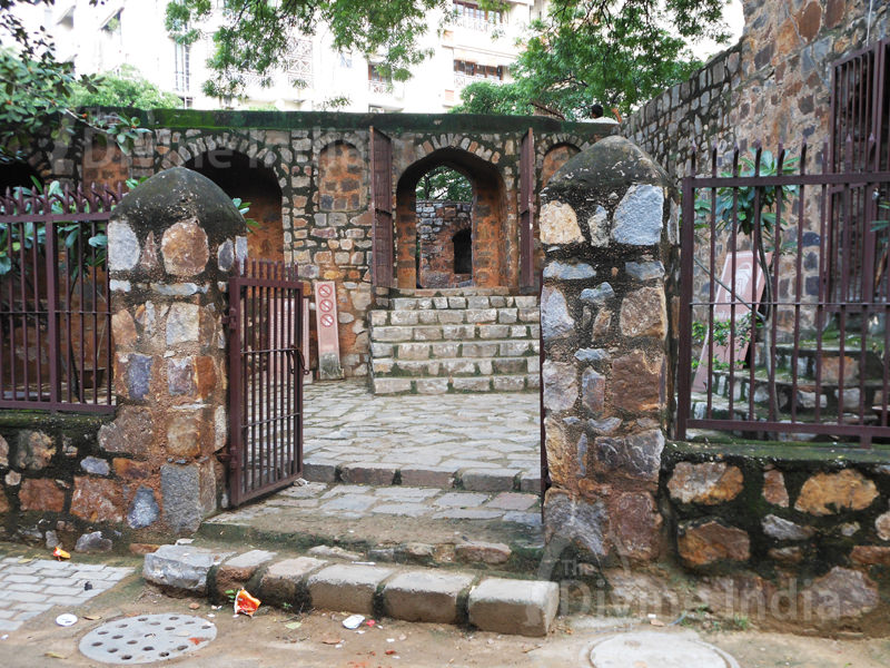 Entrance Gate of Agrasen ki Baoli