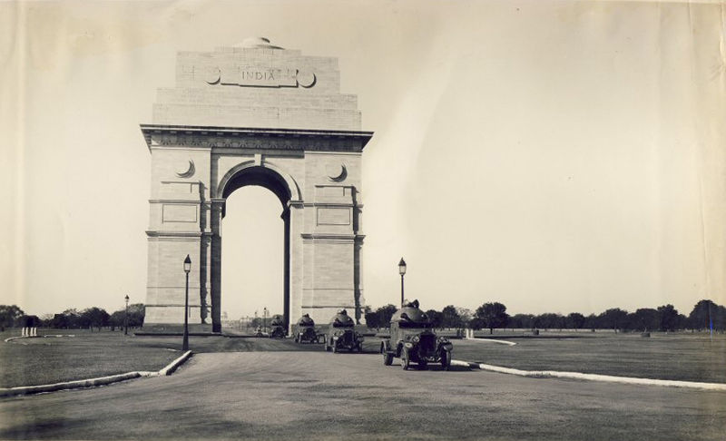 India Gate in 1930s