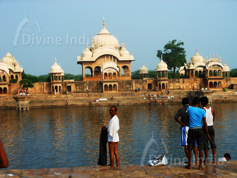 Kusum Sarovar at Govardhan