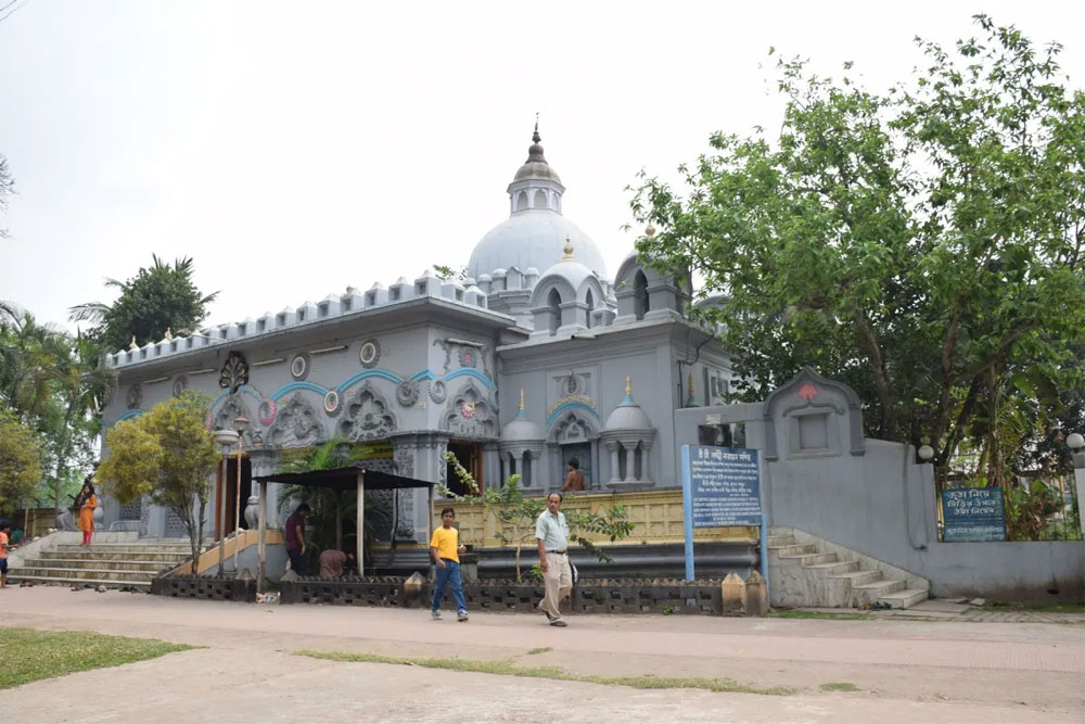 लक्ष्मी नारायण मंदिर, अगरतला, त्रिपुरा