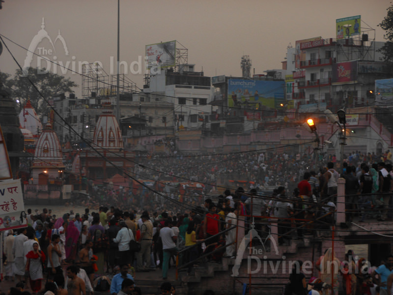 People Gather to har ki Pauri - Haridwar