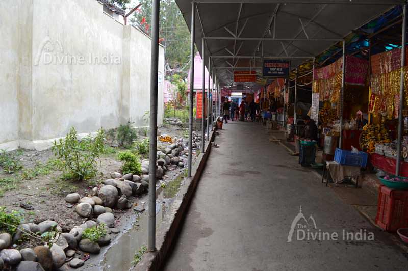 Prashad Shop at Kol Kandoli Temple