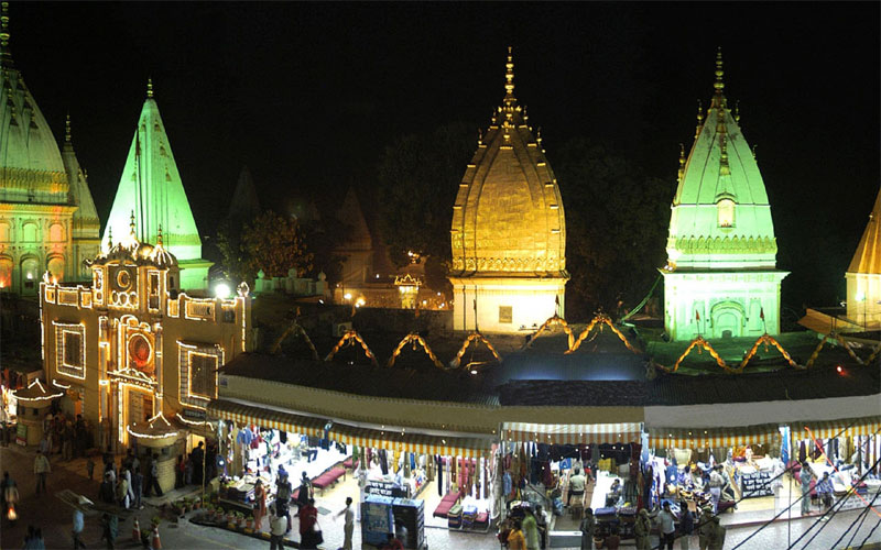 Beautiful view of Raghunath temple at night