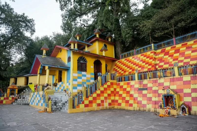 सेम नागराजा मंदिर: उत्तराखंड का वो रहस्यमयी धाम जहाँ साक्षात वास करते हैं 'नागों के राजा'