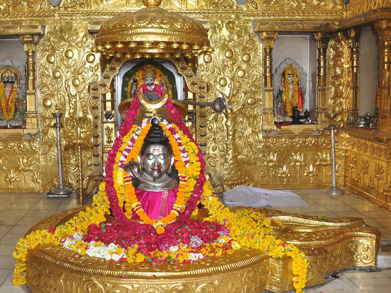 Somnath Jyotilinga with Flower Decoration