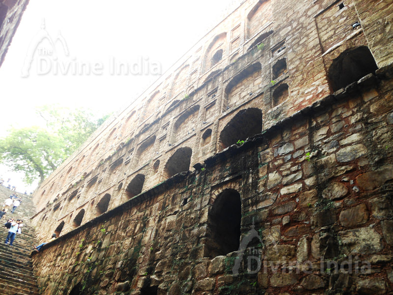 View to down to up wall structure of Agrasen ki Baoli