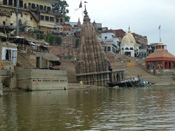 Temple in varanasi Ganga 