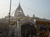 Entrance Gate, Jhandewalan Temple, New Delhi