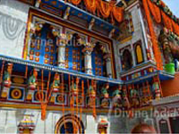 Beautiful outside wall of Badrinath Temple