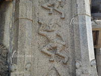 Beautiful wall pillar design