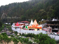 Panoramic view of the Kainchi Dham