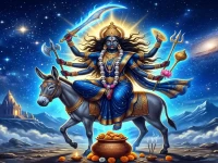 नवरात्रि का सातवां दिन: माँ कालरात्रि को लगाएं गुड़ का भोग, दरिद्रता से मिलेगी मुक्ति