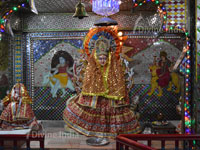Idol of Maa Jhandewalan at 108 Feet Hanuman Temple