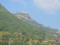 Naina devi temple built on a cliff