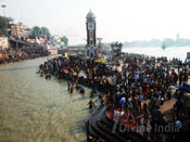 Panoramic view of har ki pauri - haridwar