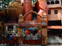 Sankat Mochan Dham at Karol Bagh